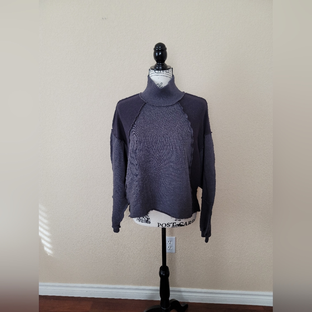 American Eagle Mock Neck Sweater, Size xs